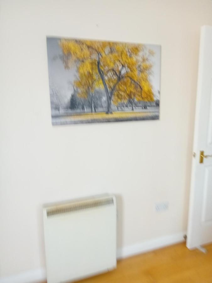 Ensuite Double Room ลอนดอน ภายนอก รูปภาพ